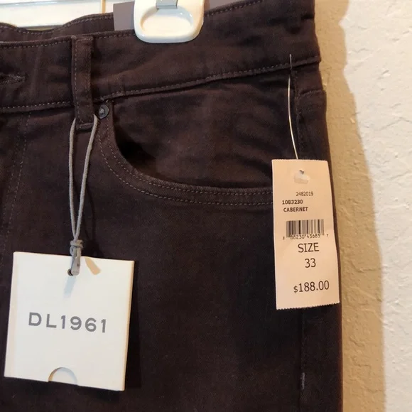 NWT DL1961 Russell Slim Straight Cabernet Pants 33